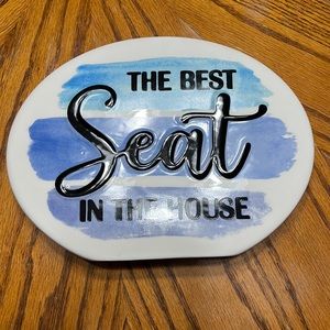 NWT Bathroom decor. Best seat in the house.